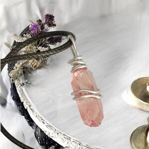 5 For $25💫Wire Wrapped Peach Quartz Pendant